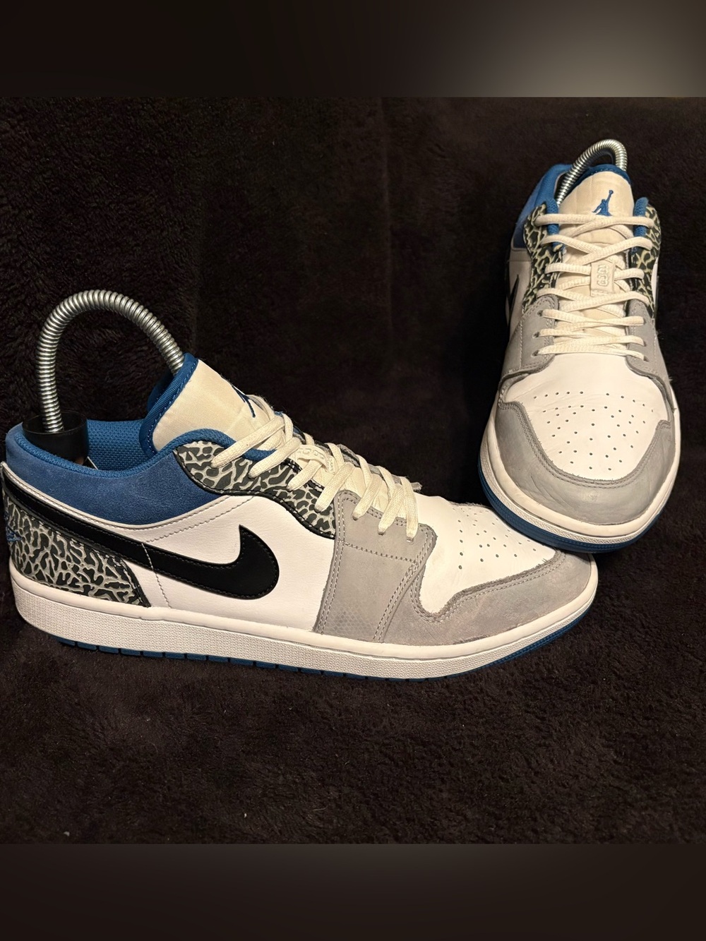 Nike DM1199-140 Air Jordan 1 Low SE True Blue Sneakers Shoes Men's 11 Blue GUC